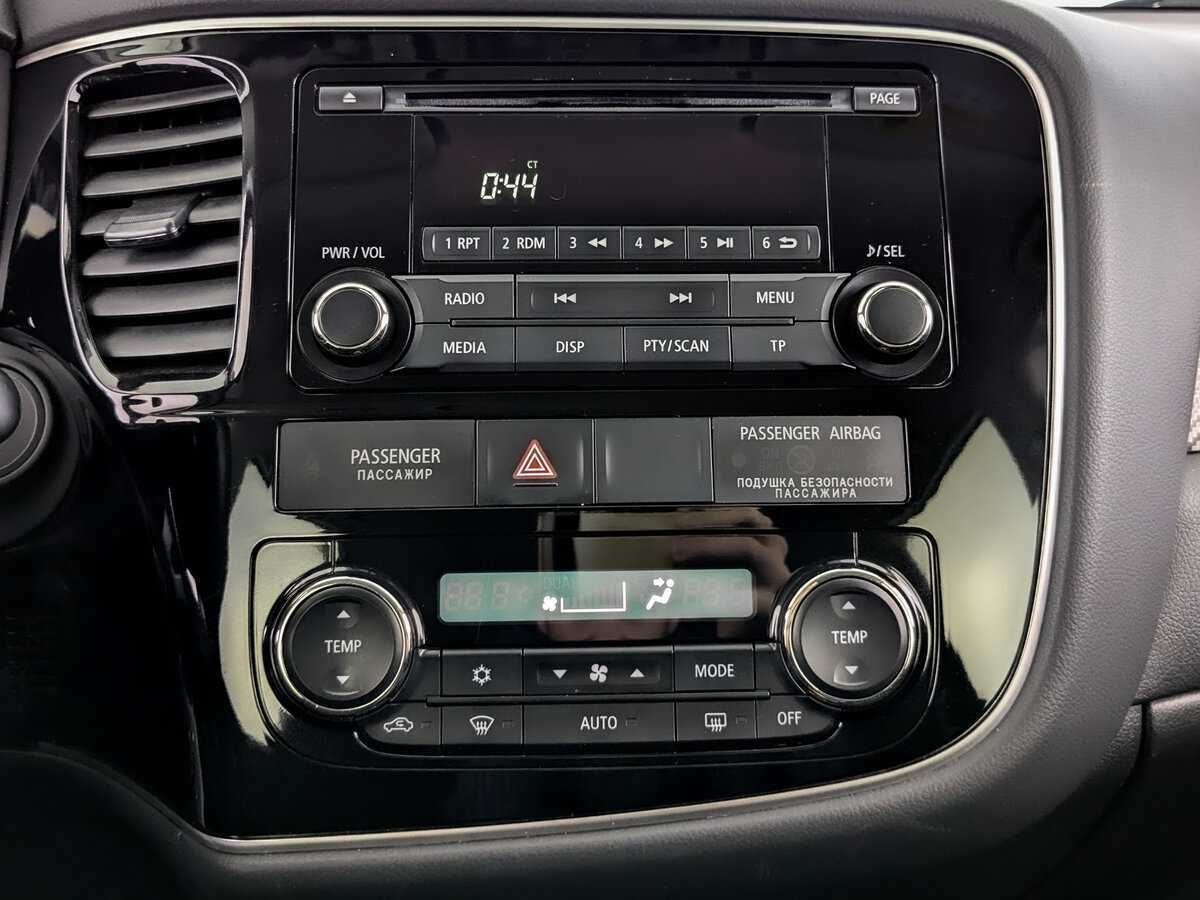 Митсубиши Оутлэндер б/у, 2014, Вариатор. Фото: #12