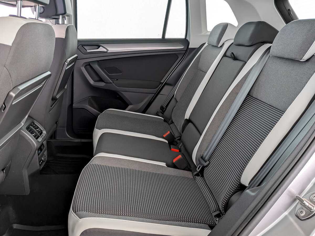 Volkswagen Tiguan б/у, 2020, Роботизированная. Фото: #9