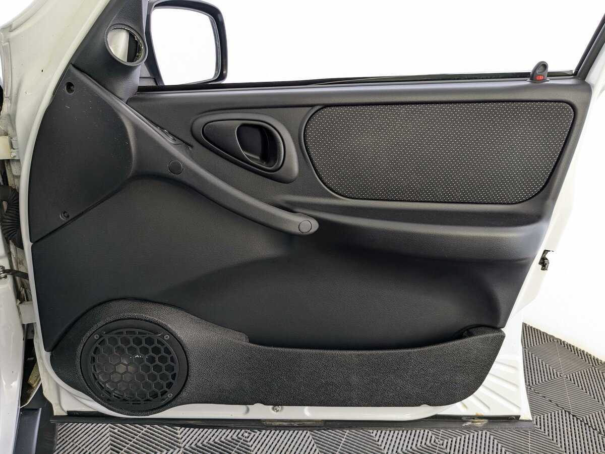 Lada (ВАЗ) Niva б/у, 2022, Механическая. Фото: #7