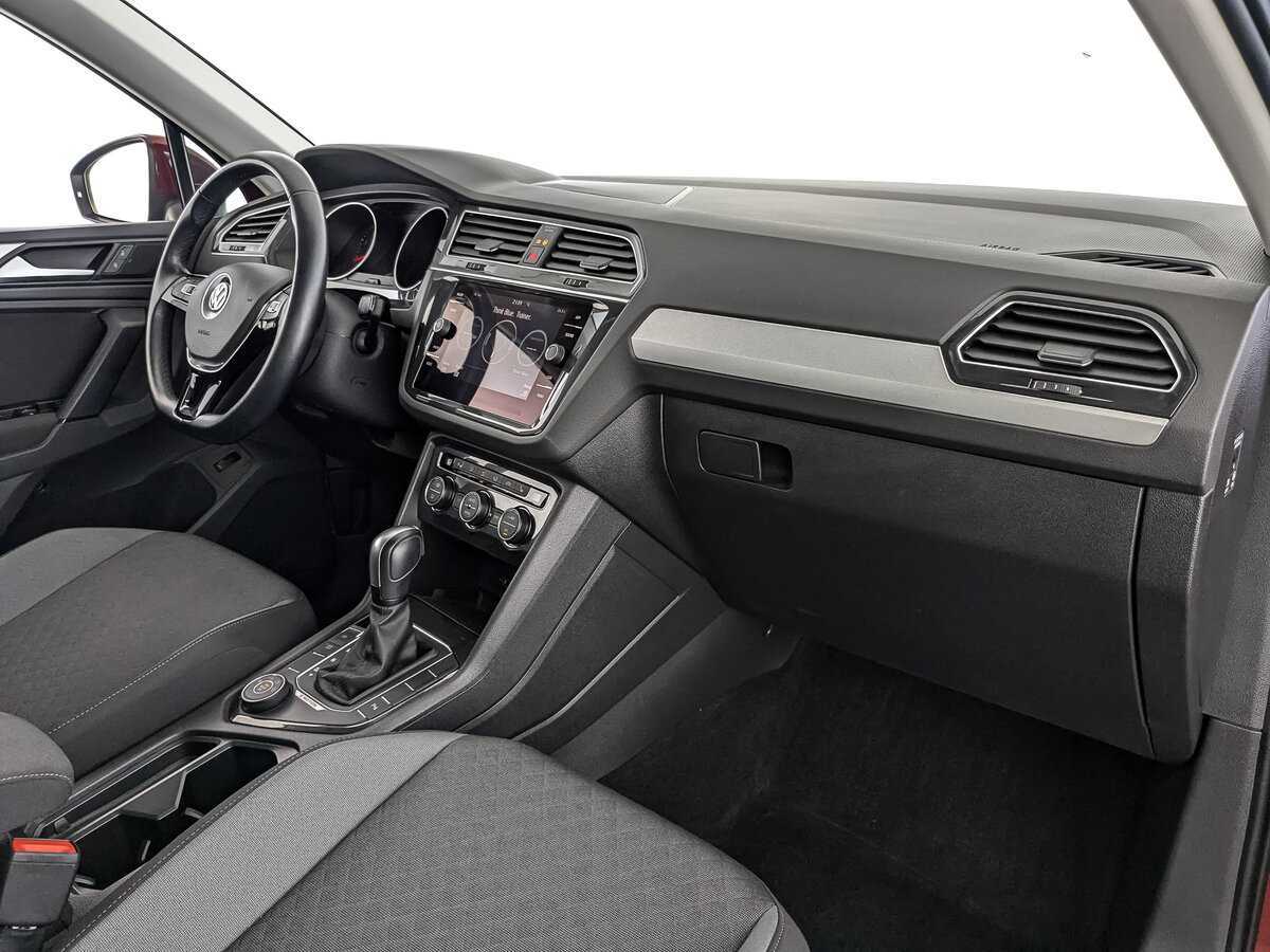 Volkswagen Tiguan б/у, 2020, Роботизированная. Фото: #8