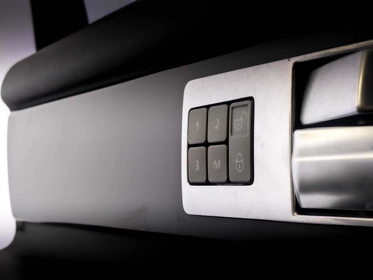 Лэнд Ровер Дискавери б/у, 2014, Автоматическая. Фото: #17