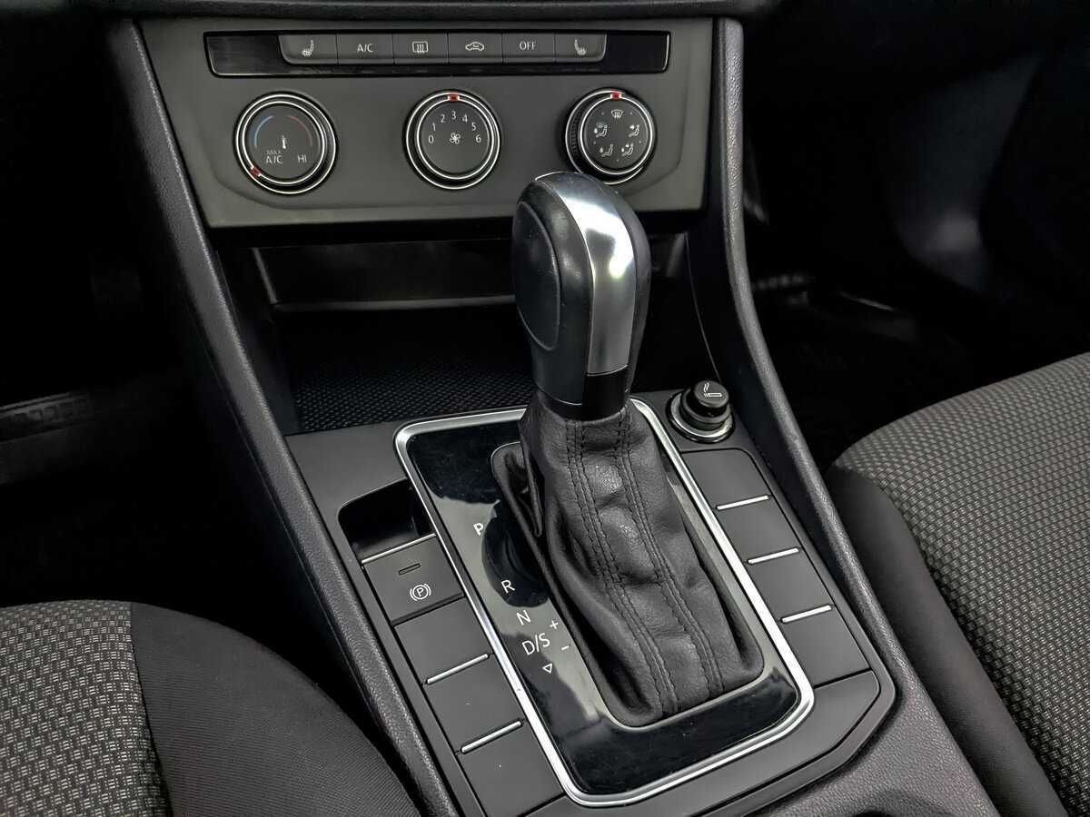 Volkswagen Jetta б/у, 2020, Автоматическая. Фото: #21