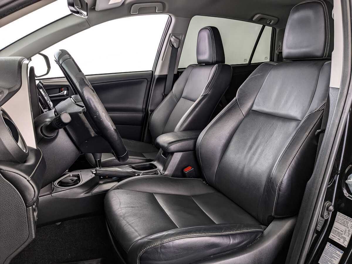 Тойота Рав4 б/у, 2017, Автоматическая. Фото: #15