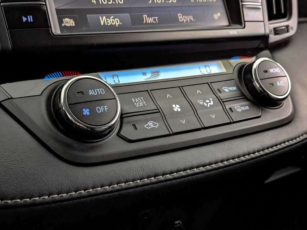 Тойота Рав4 б/у, 2017, Автоматическая. Фото: #16