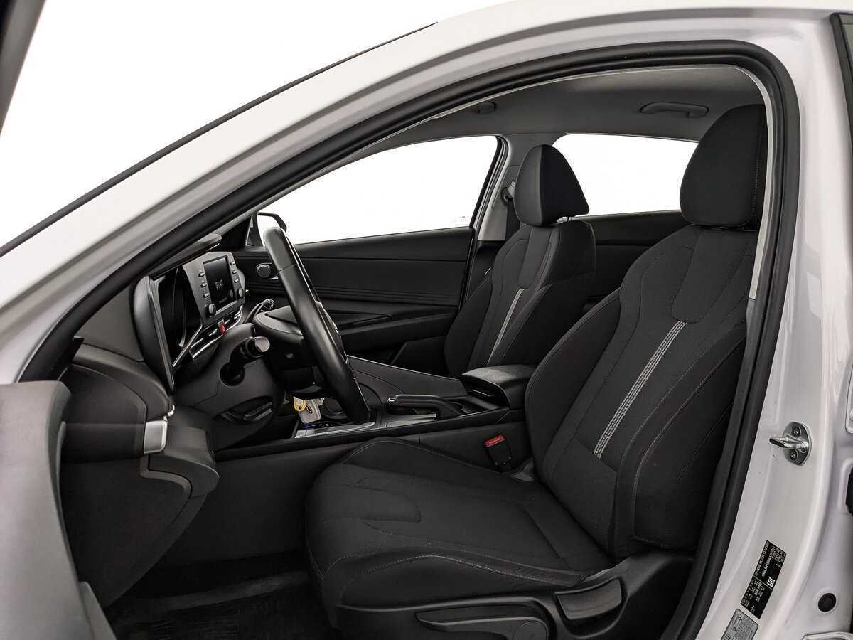 Hyundai Elantra б/у, 2021, Автоматическая. Фото: #15