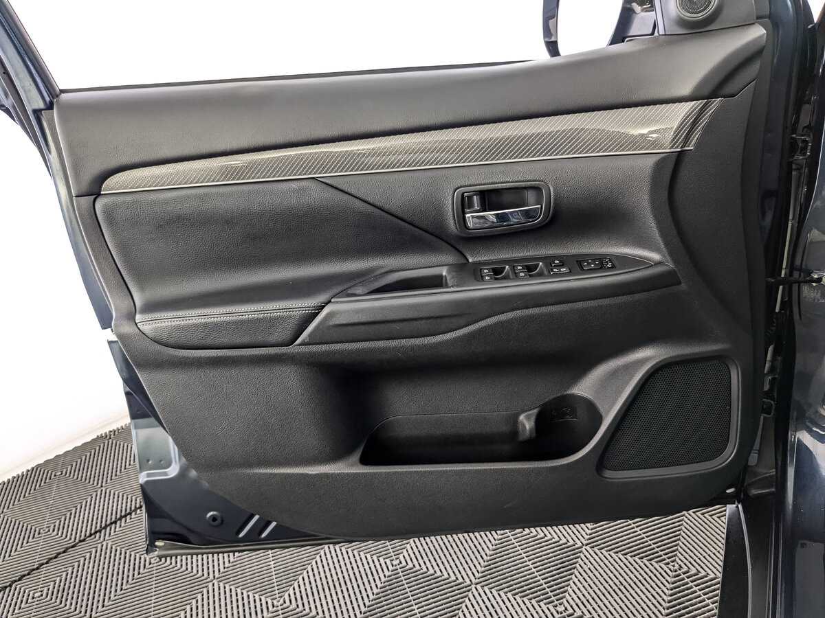 Митсубиши Оутлэндер б/у, 2021, Вариатор. Фото: #14