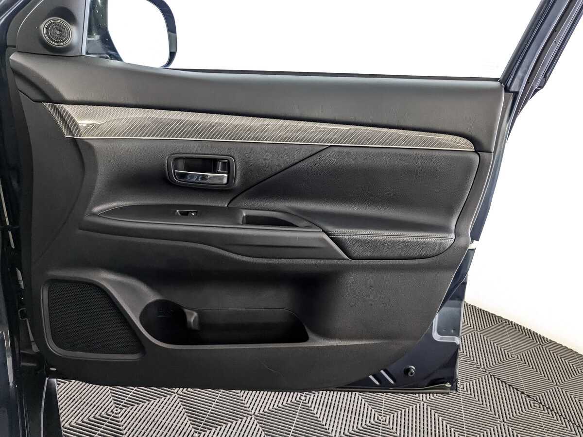 Митсубиши Оутлэндер б/у, 2021, Вариатор. Фото: #20