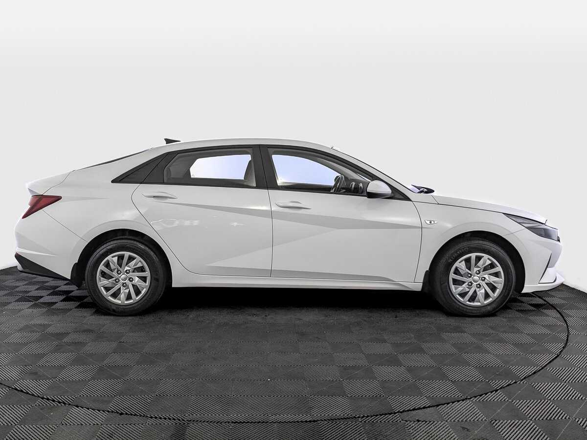Hyundai Elantra б/у, 2022, Автоматическая. Фото: #3