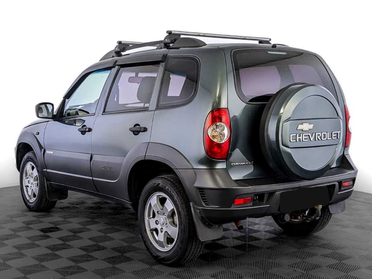 Chevrolet Niva б/у, 2017, Механическая. Фото: #6