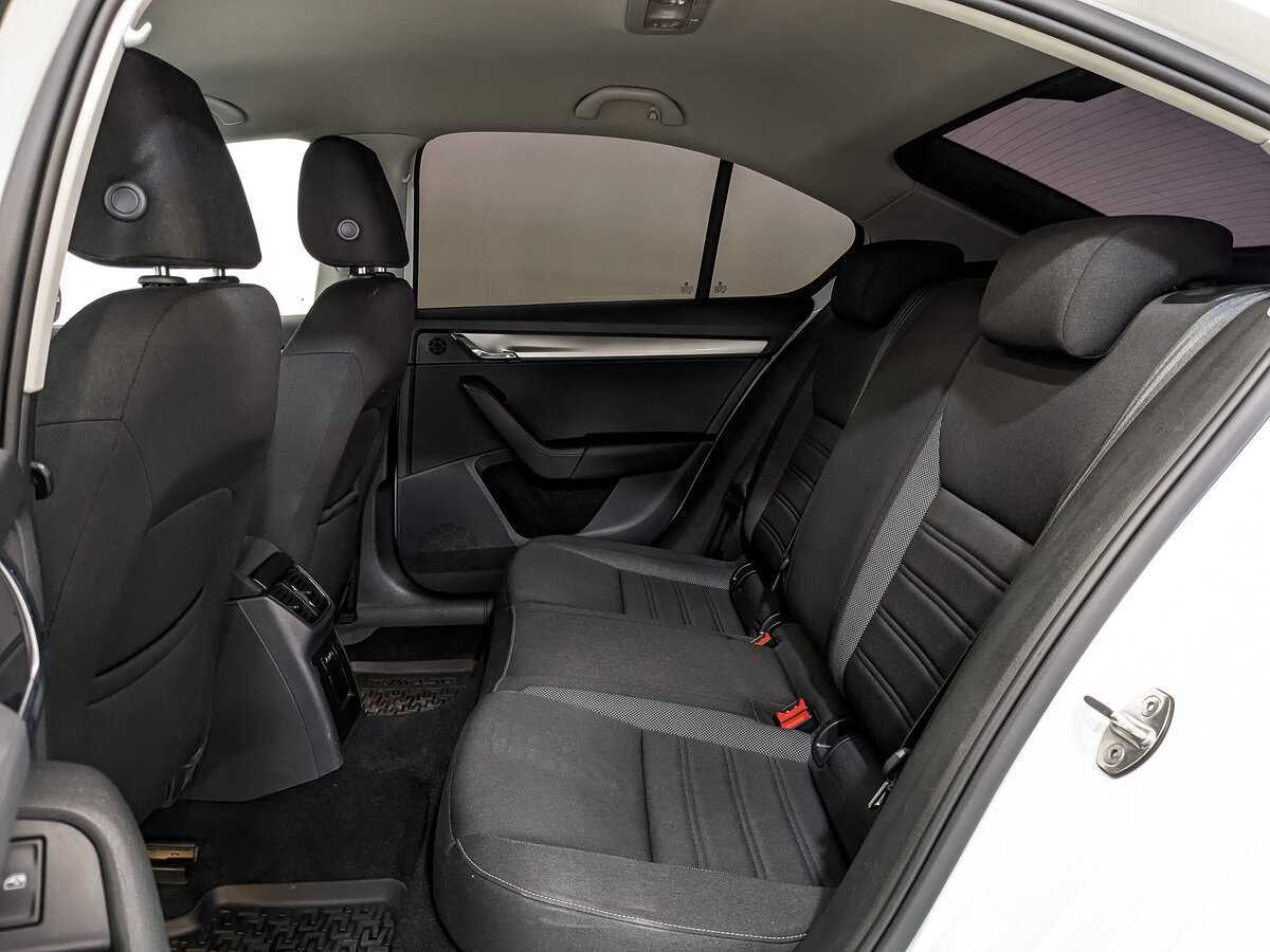 Шкода Октавия б/у, 2018, Роботизированная. Фото: #13