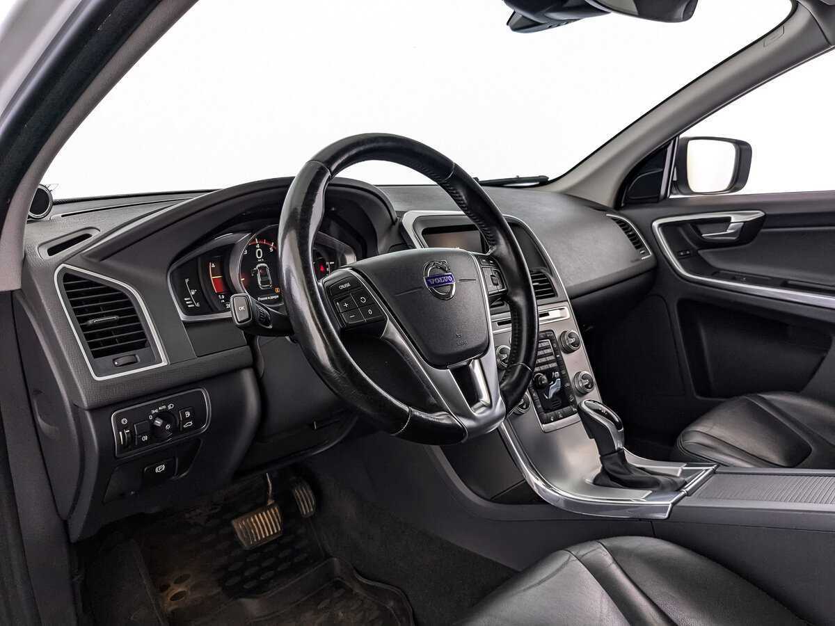 Volvo XC60 б/у, 2017, Автоматическая. Фото: #10