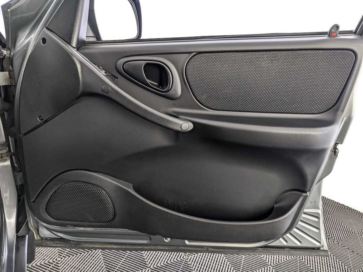 Chevrolet Niva б/у, 2019, Механическая. Фото: #20