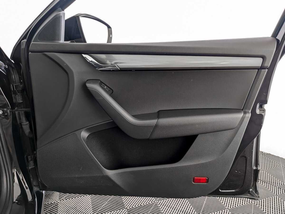 Шкода Октавия б/у, 2019, Роботизированная. Фото: #19