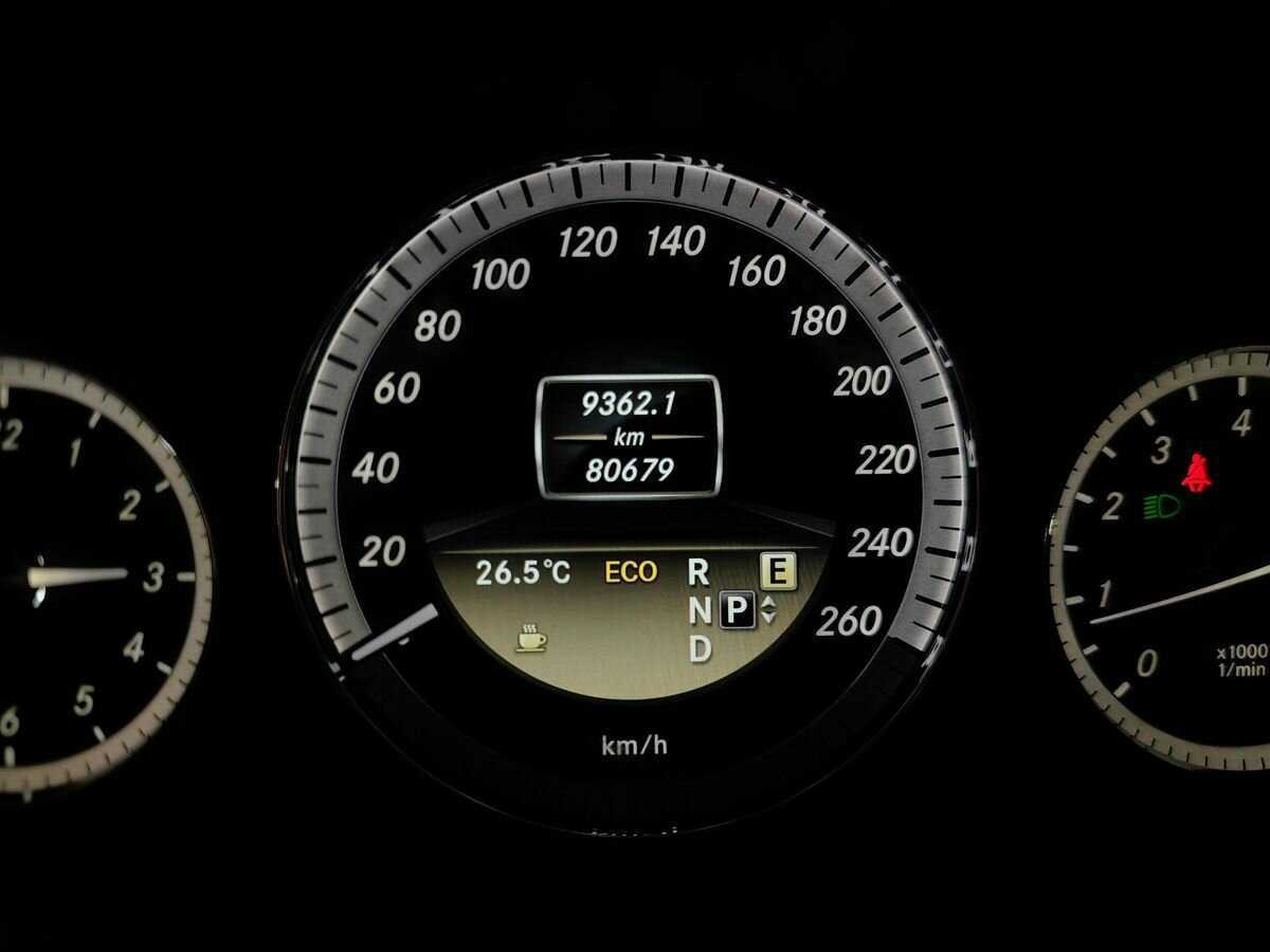 Мерседес-Бенц Е-Класс б/у, 2012, Автоматическая. Фото: #16