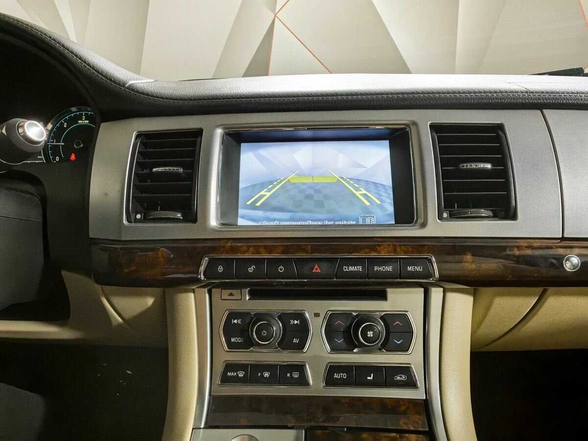 Jaguar XF б/у, 2013, Автоматическая. Фото: #15