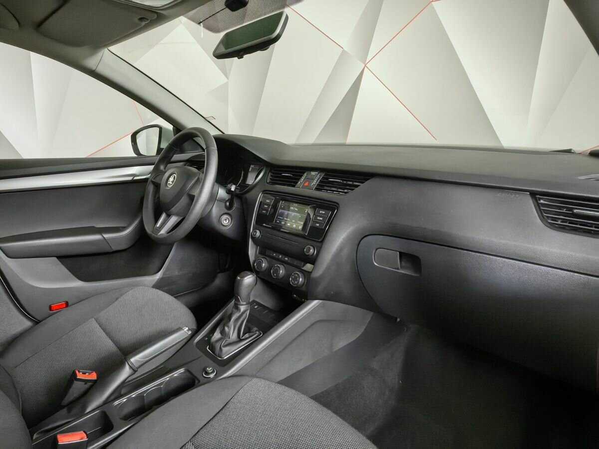 Шкода Октавия б/у, 2015, Автоматическая. Фото: #8