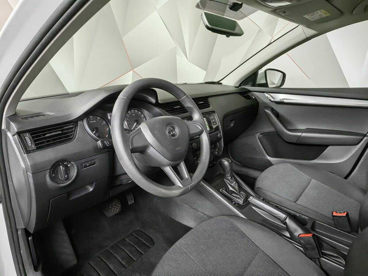 Шкода Октавия б/у, 2015, Автоматическая. Фото: #13