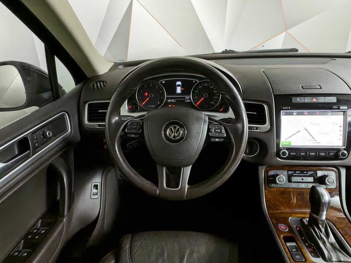 Volkswagen Touareg б/у, 2013, Автоматическая. Фото: #13