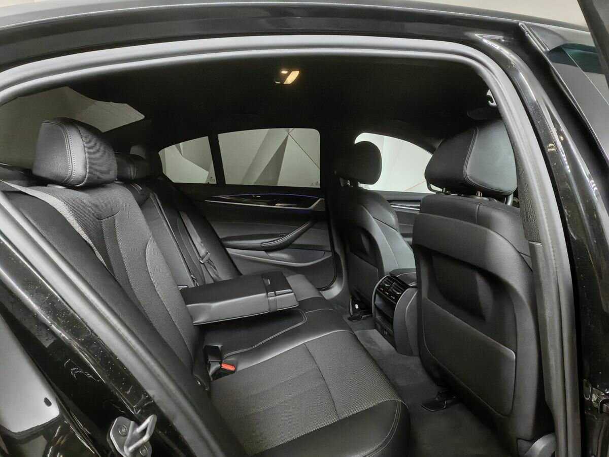 BMW 5 серии б/у, 2017, Автоматическая. Фото: #9