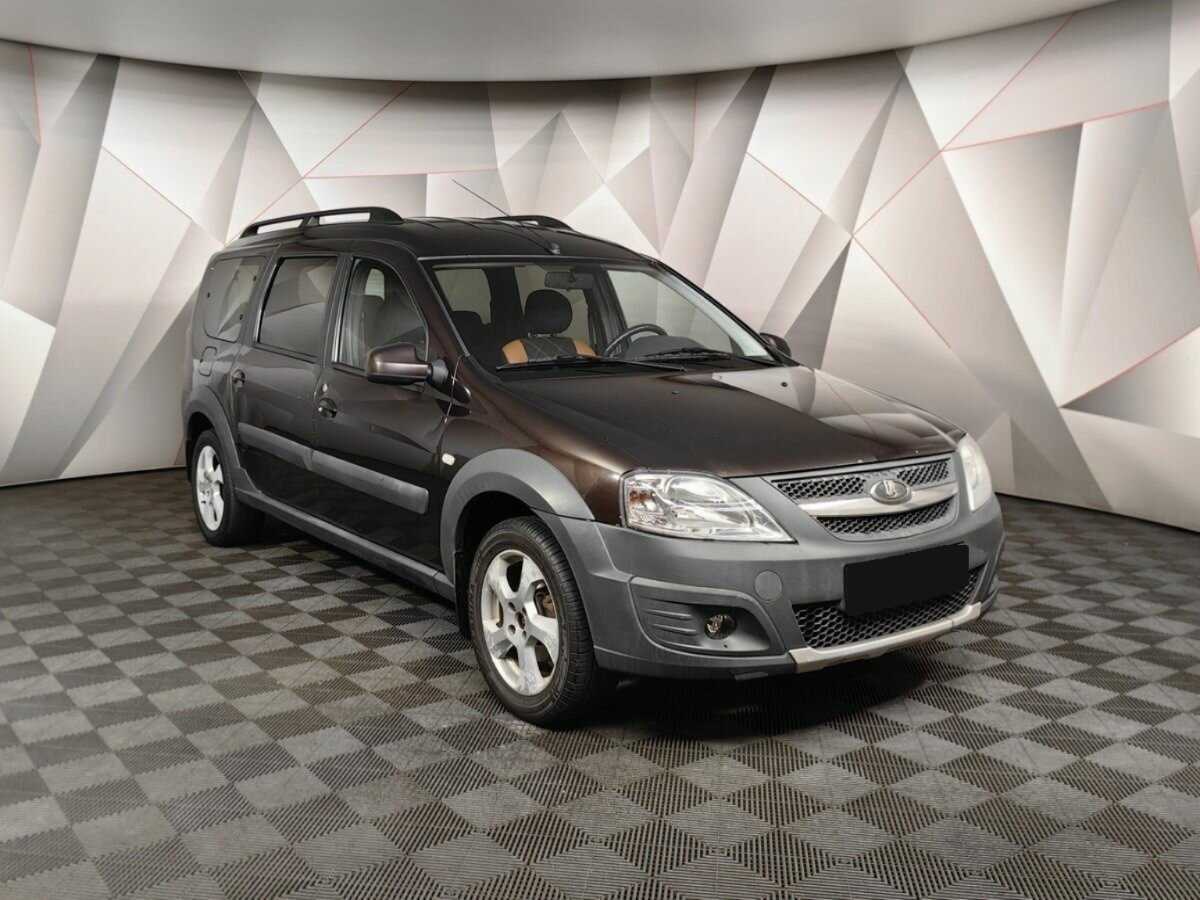 Лада (ВАЗ) Ларгус б/у, 2015, Механическая. Фото: #2