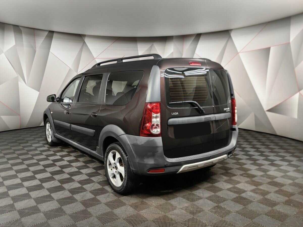 Лада (ВАЗ) Ларгус б/у, 2015, Механическая. Фото: #3