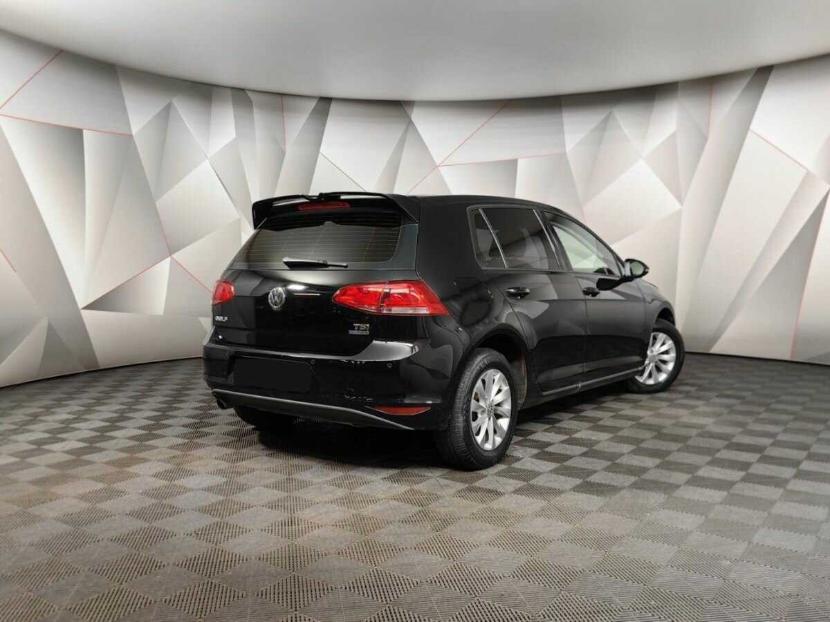 Volkswagen Golf б/у, 2013, Роботизированная. Фото: #1