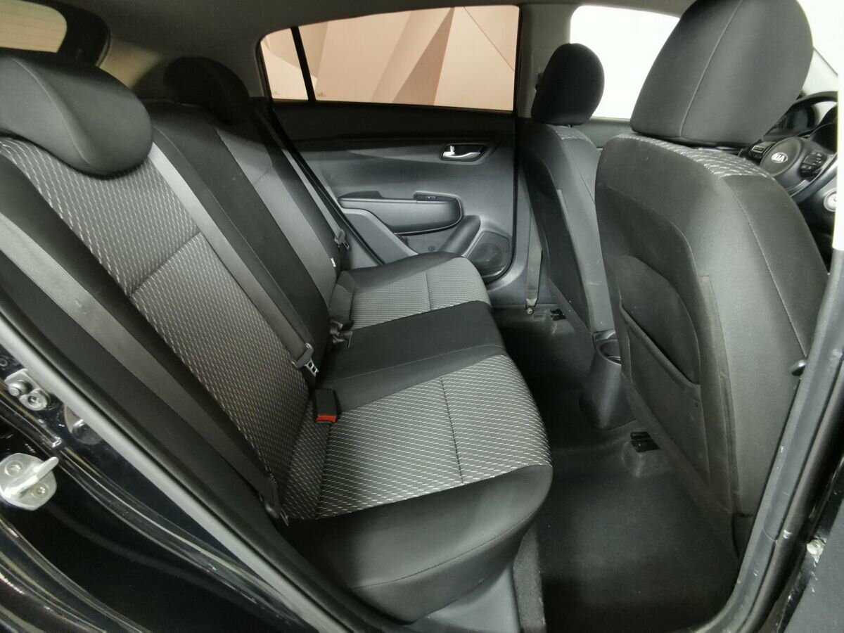 Киа Рио б/у, 2018, Механическая. Фото: #11