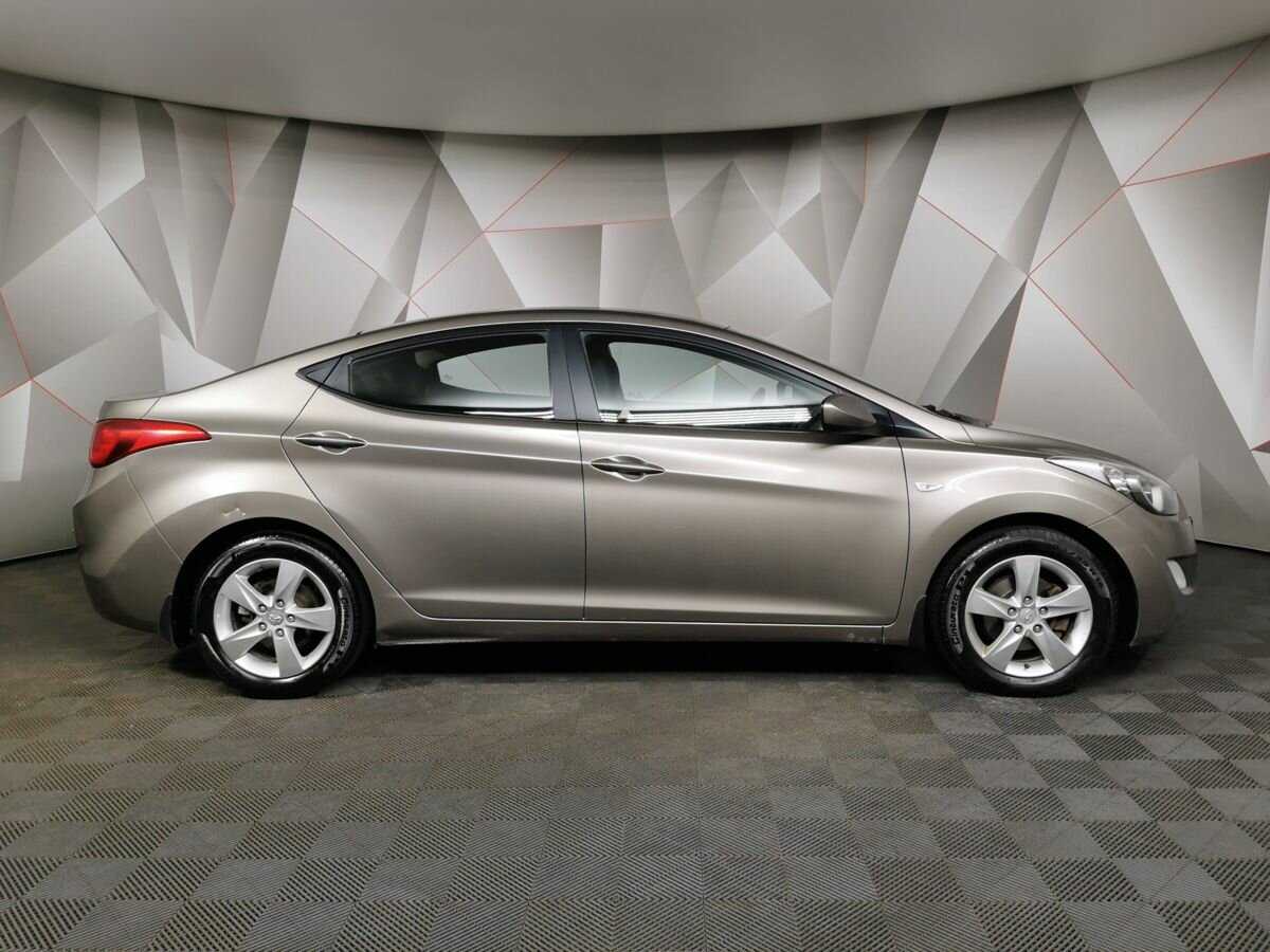 Hyundai Elantra б/у, 2012, Автоматическая. Фото: #5