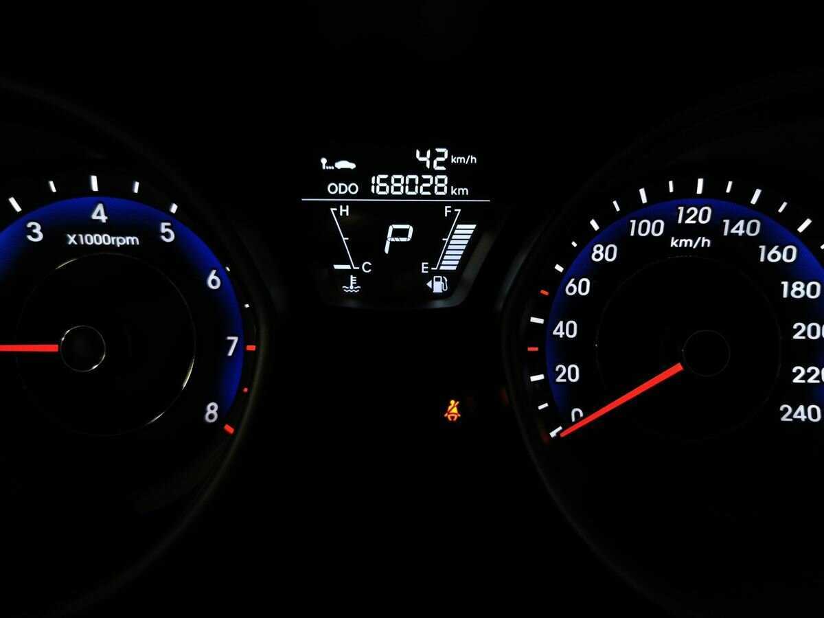 Hyundai Elantra б/у, 2012, Автоматическая. Фото: #15