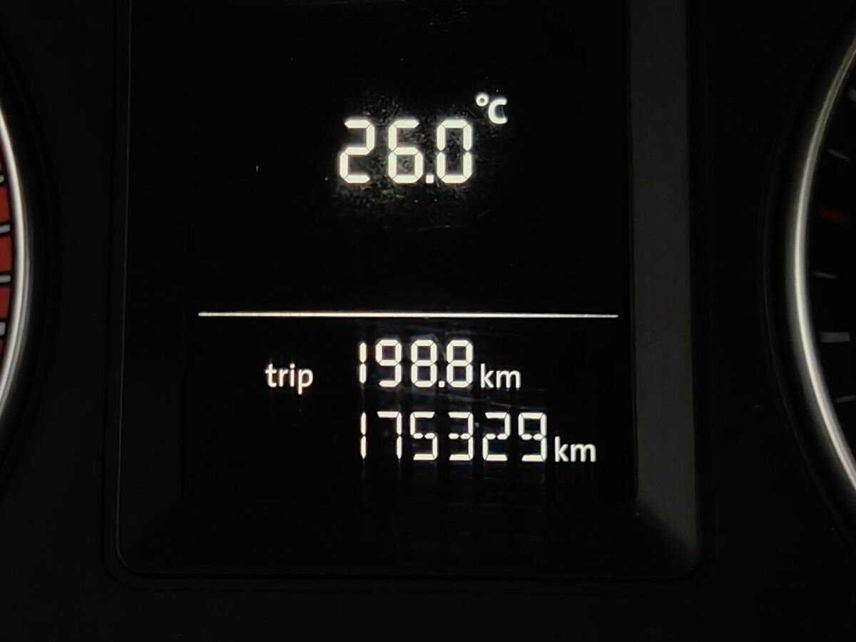 Volkswagen Jetta б/у, 2012, Механическая. Фото: #15