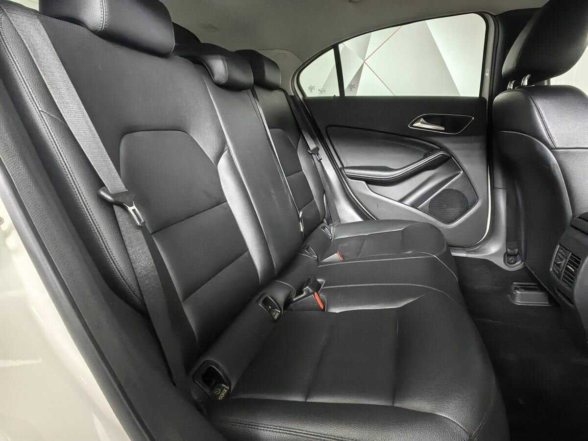 Mercedes-Benz A-Класс б/у, 2013, Роботизированная. Фото: #11