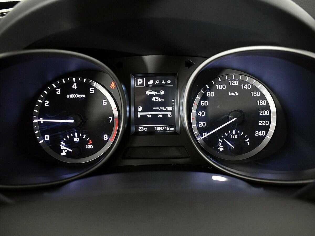 Hyundai Santa Fe б/у, 2016, Автоматическая. Фото: #11