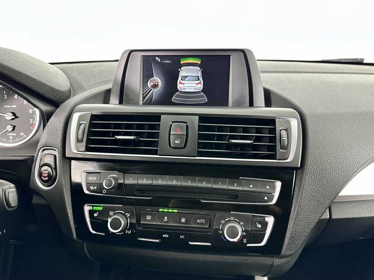 БМВ 1 серии б/у, 2017, Автоматическая. Фото: #11