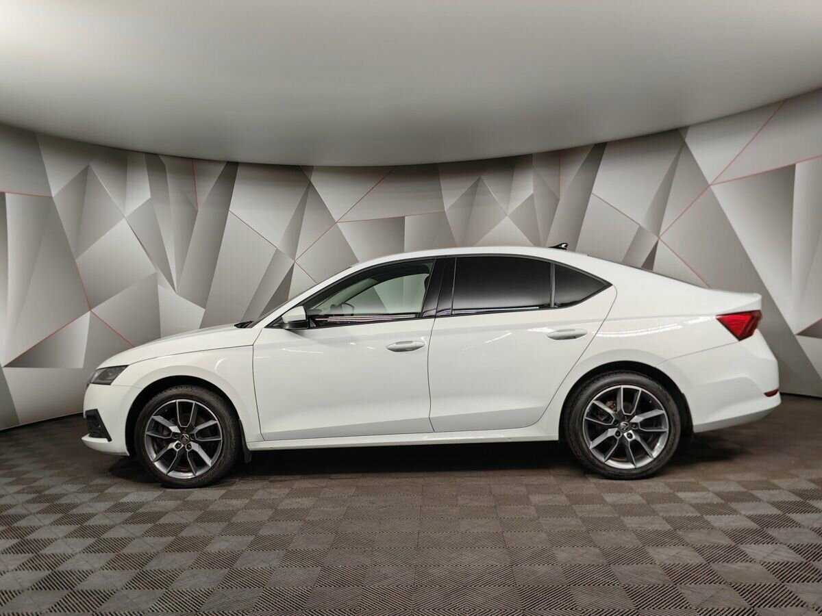 Шкода Октавия б/у, 2021, Автоматическая. Фото: #4