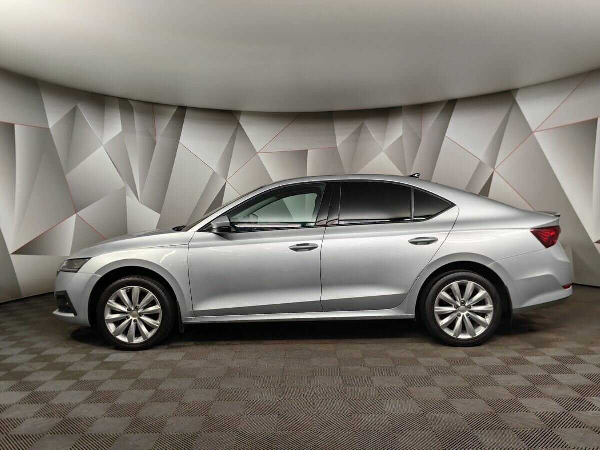 Шкода Октавия б/у, 2021, Автоматическая. Фото: #4