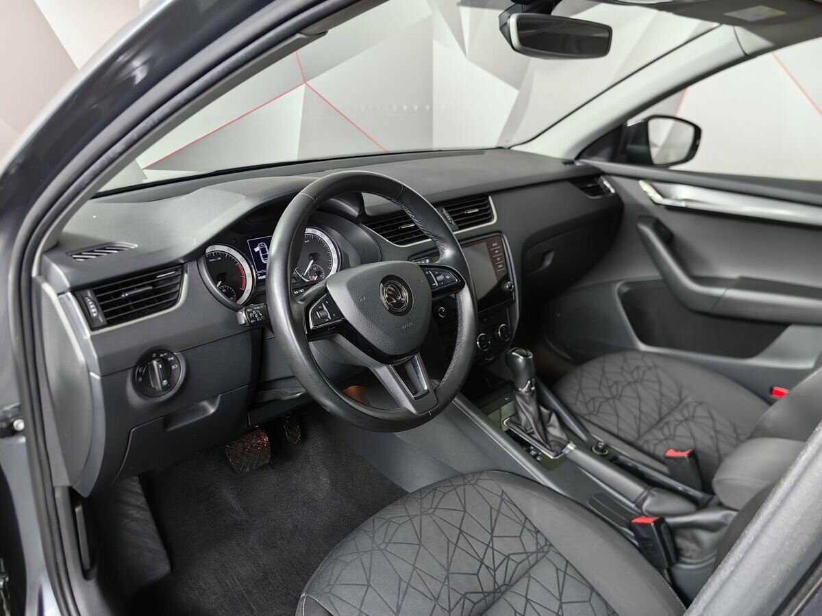 Шкода Октавия б/у, 2019, Роботизированная. Фото: #13