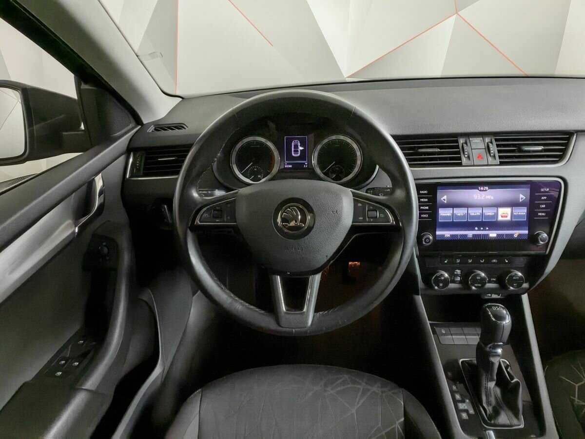 Шкода Октавия б/у, 2019, Роботизированная. Фото: #14