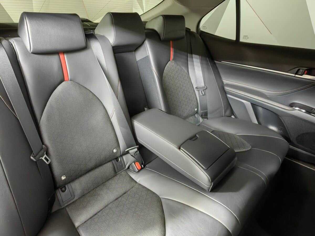 Toyota Camry б/у, 2020, Автоматическая. Фото: #12