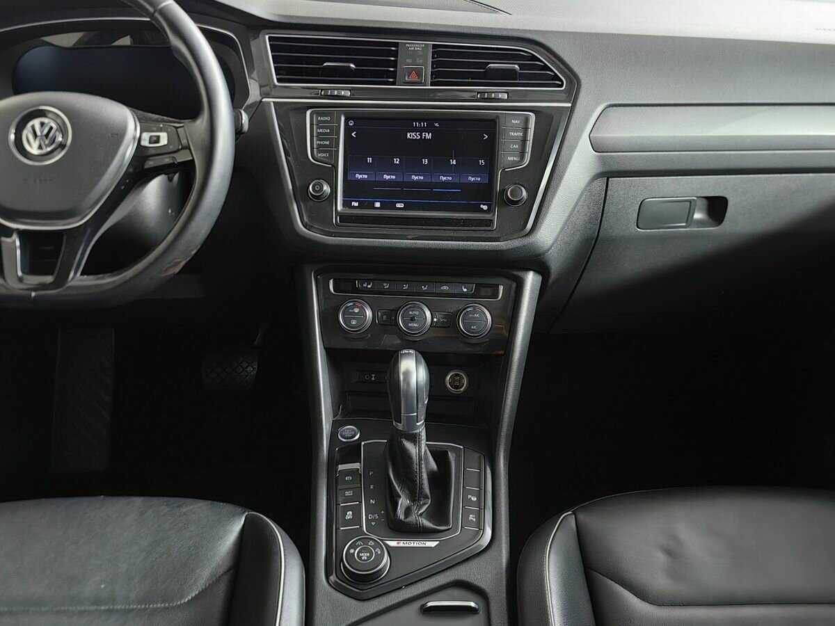 Volkswagen Tiguan б/у, 2017, Роботизированная. Фото: #9