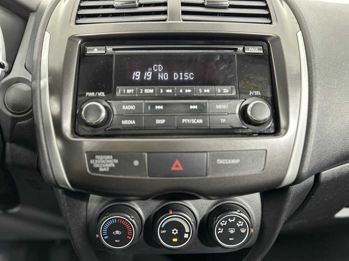 Митсубиши АС-Икс б/у, 2013, Механическая. Фото: #11