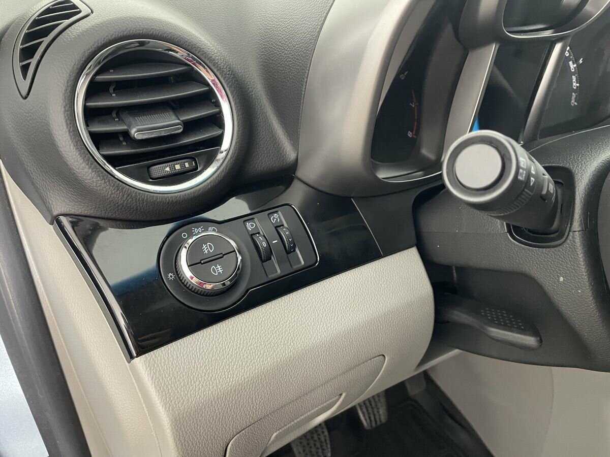 Шевроле Орландо б/у, 2012, Механическая. Фото: #8