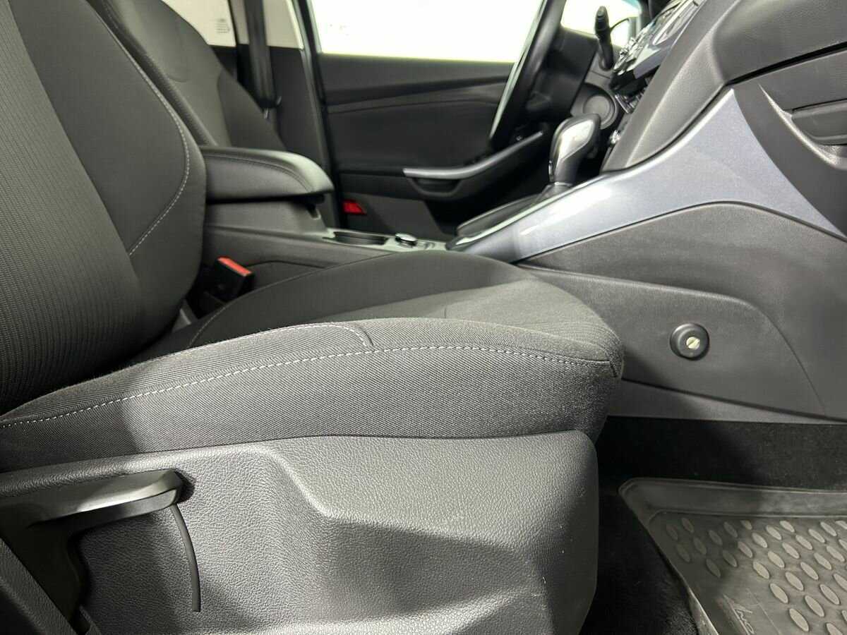 Форд Фокус б/у, 2014, Роботизированная. Фото: #13