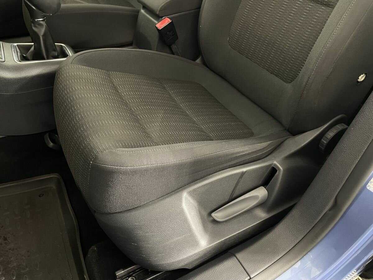 Volkswagen Tiguan б/у, 2012, Механическая. Фото: #9