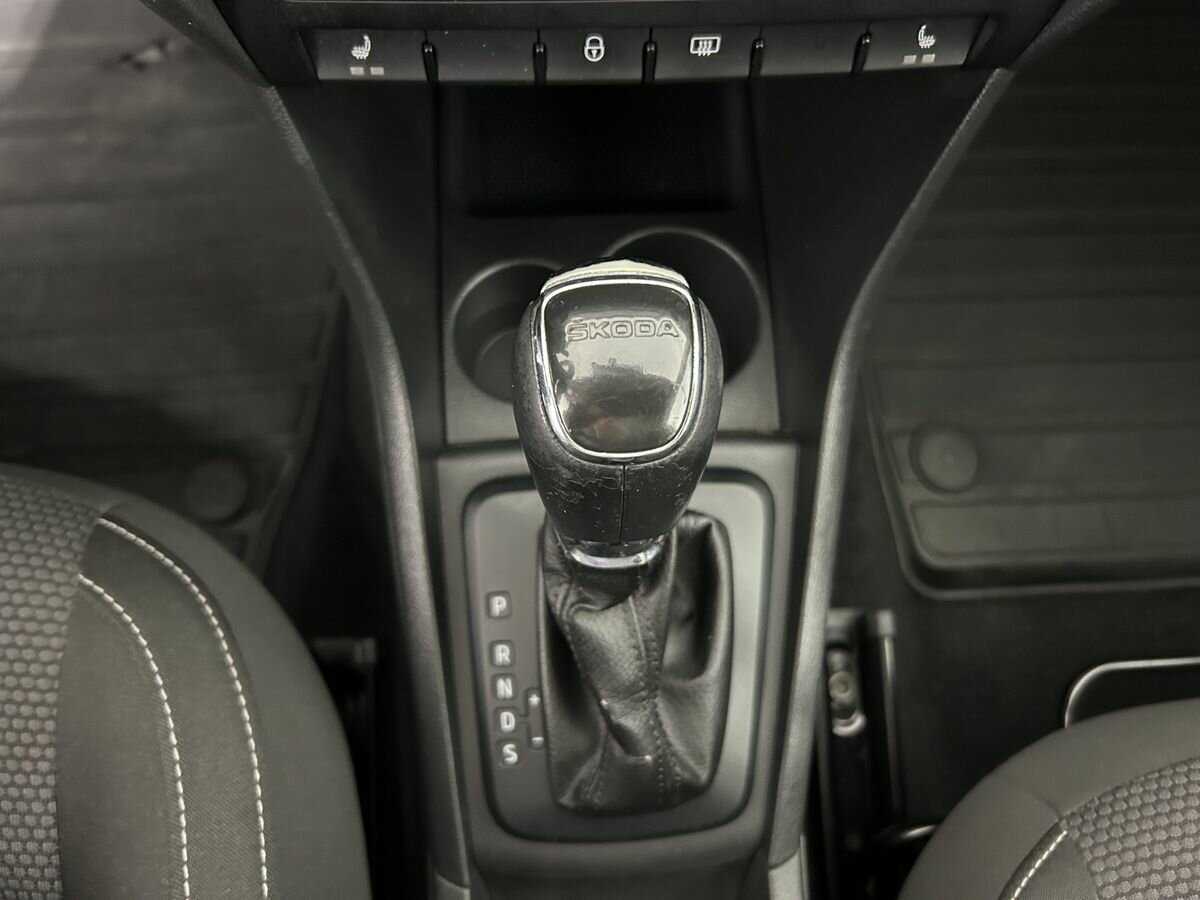 Шкода Рапид б/у, 2014, Автоматическая. Фото: #12