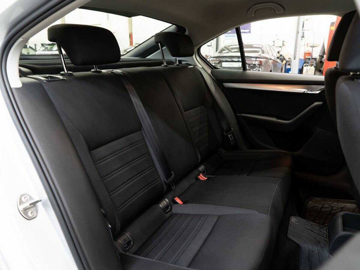 Шкода Октавия б/у, 2018, Роботизированная. Фото: #7