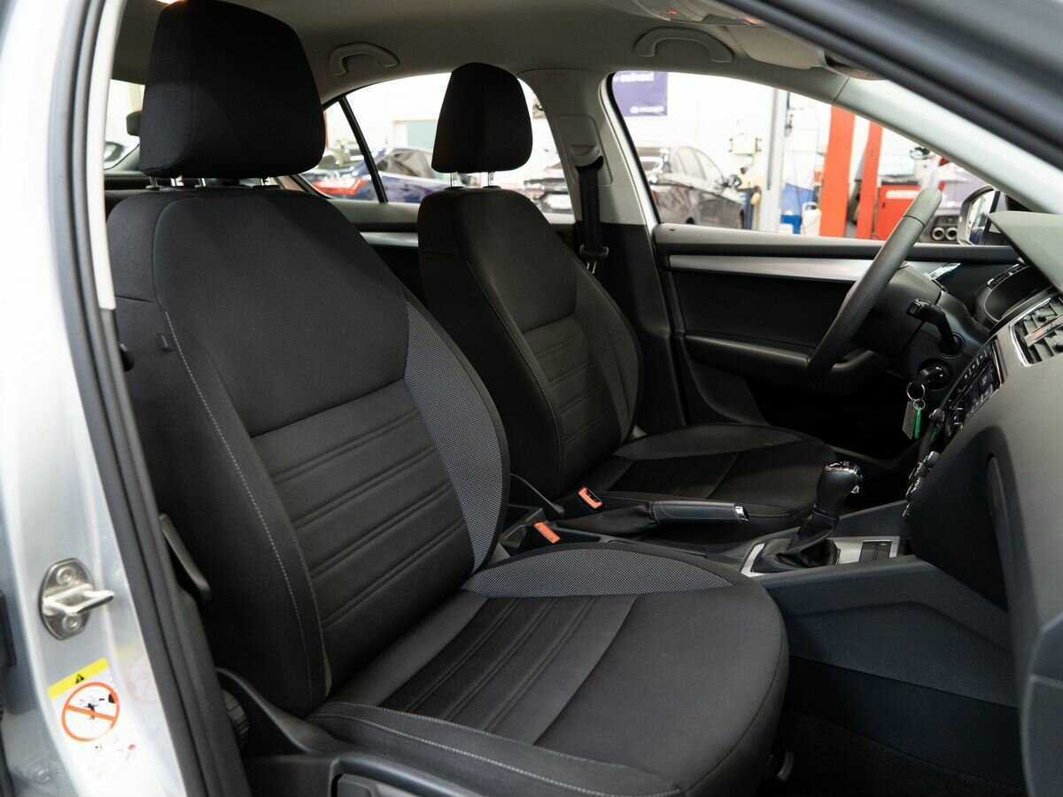 Шкода Октавия б/у, 2018, Роботизированная. Фото: #8