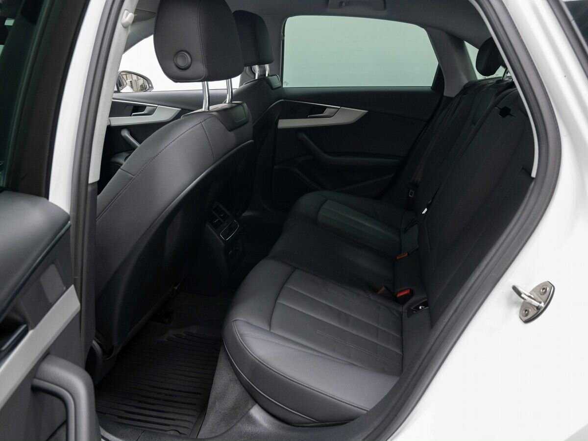 Audi A4 б/у, 2020, Роботизированная. Фото: #8