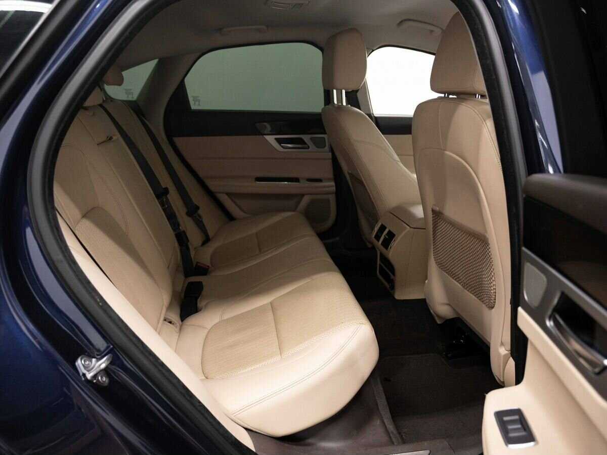 Jaguar XF б/у, 2017, Автоматическая. Фото: #11