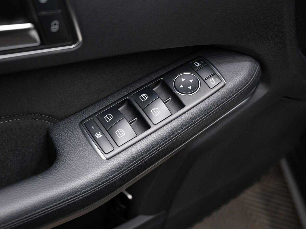 Мерседес-Бенц Е-Класс б/у, 2015, Автоматическая. Фото: #23