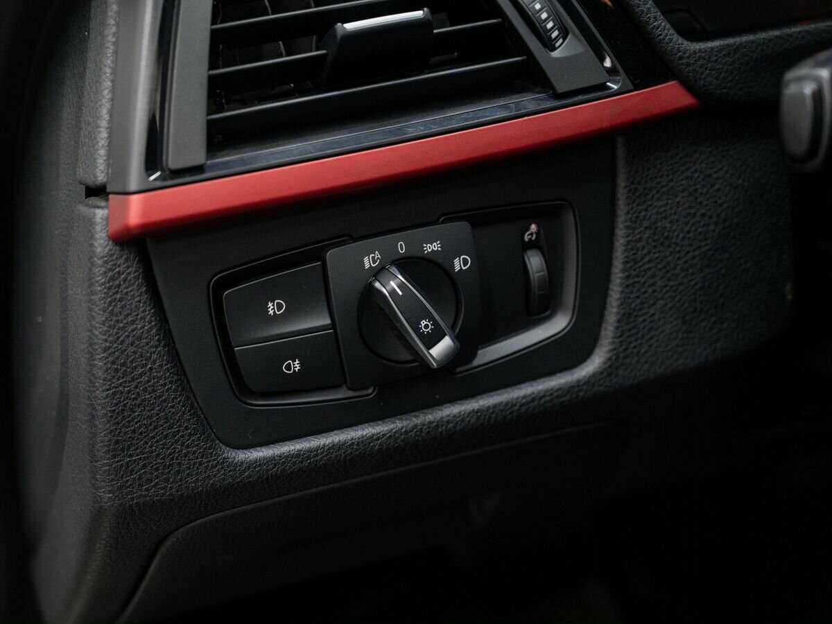 БМВ 3 серии б/у, 2013, Автоматическая. Фото: #16